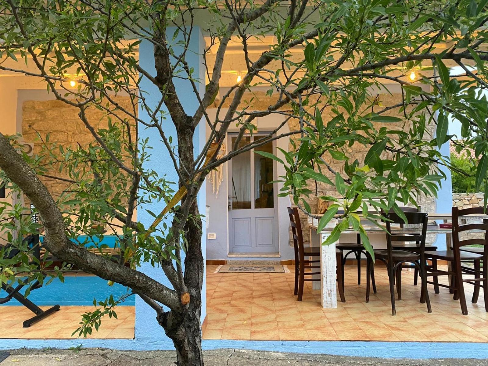 Lo Stazzo Di Wally Guest House ปอร์โตปอลโล ภายนอก รูปภาพ